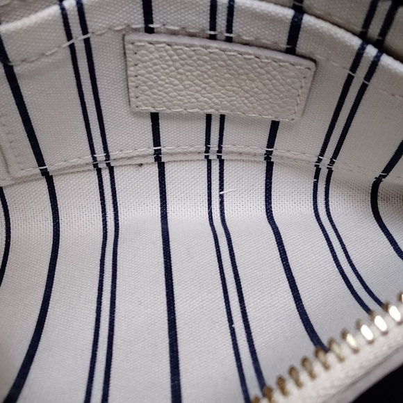 Louis Vuitton Citadine Pochette Monogram - Picture 9 of 10